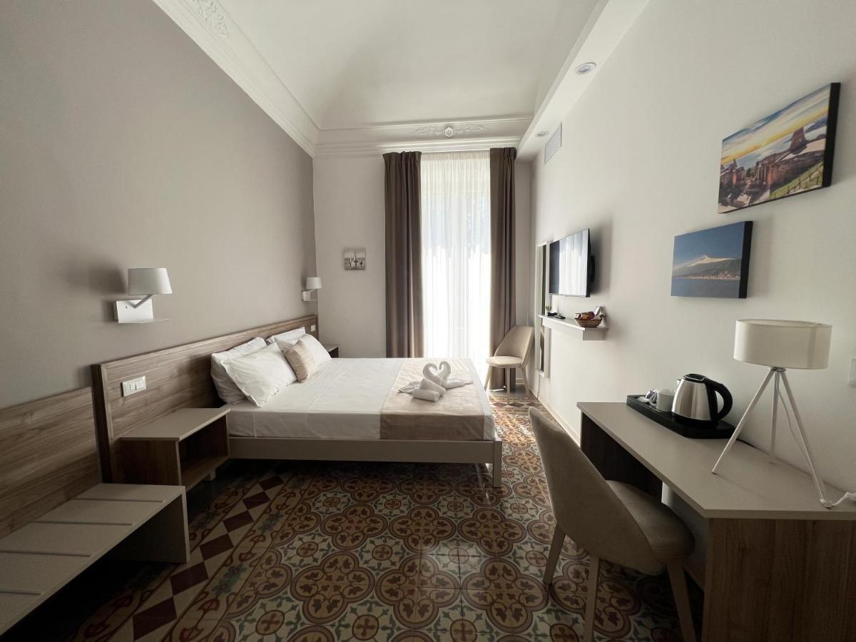 Nove Volte B&B Catania Ngoại thất bức ảnh